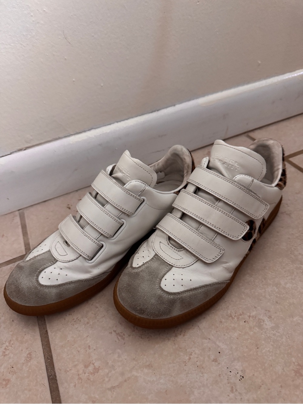 Isabel Marant Kids White Leather Sneakers with Gray Suede and Leopard Heel